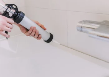 Silicone sealants
