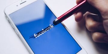 The UK Government Demands to Bypass Facebook Encryption