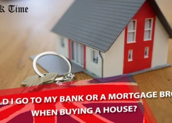 Should I Go To My Bank or a Mortgage Broker When Buying A House?
