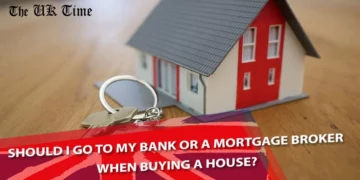 Should I Go To My Bank or a Mortgage Broker When Buying A House?