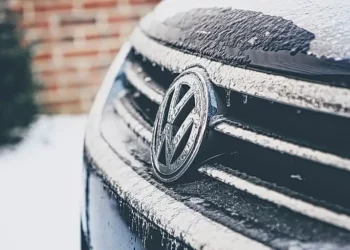 Essential Winter Maintenance Jobs for Motorists