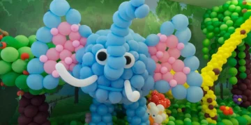 balloon decorating