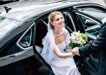 Why Hire a Chauffeur for Your Wedding Day